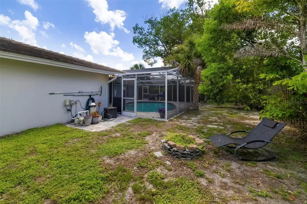 3304 Spring Mill Circle Sarasota FL 34239