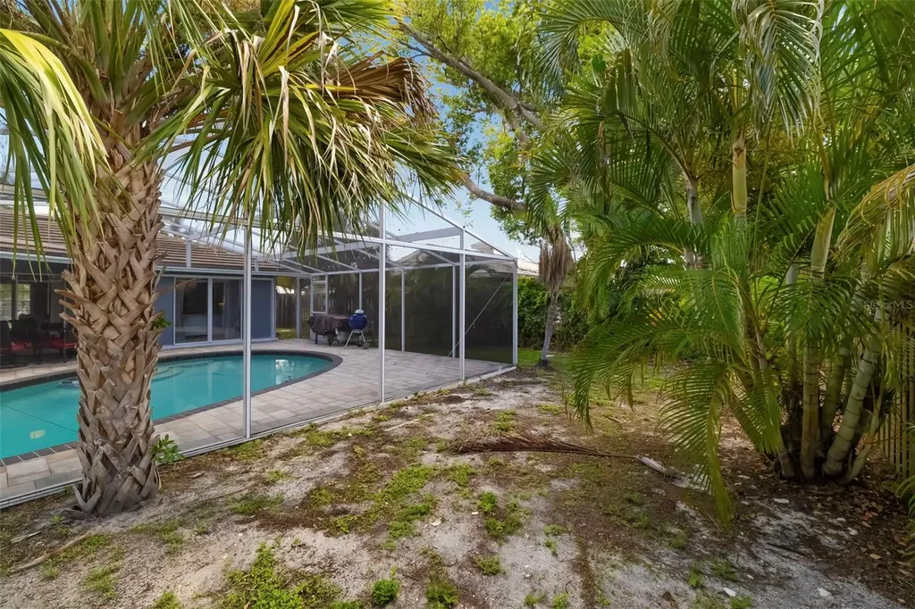 3304 Spring Mill Circle Sarasota FL 34239