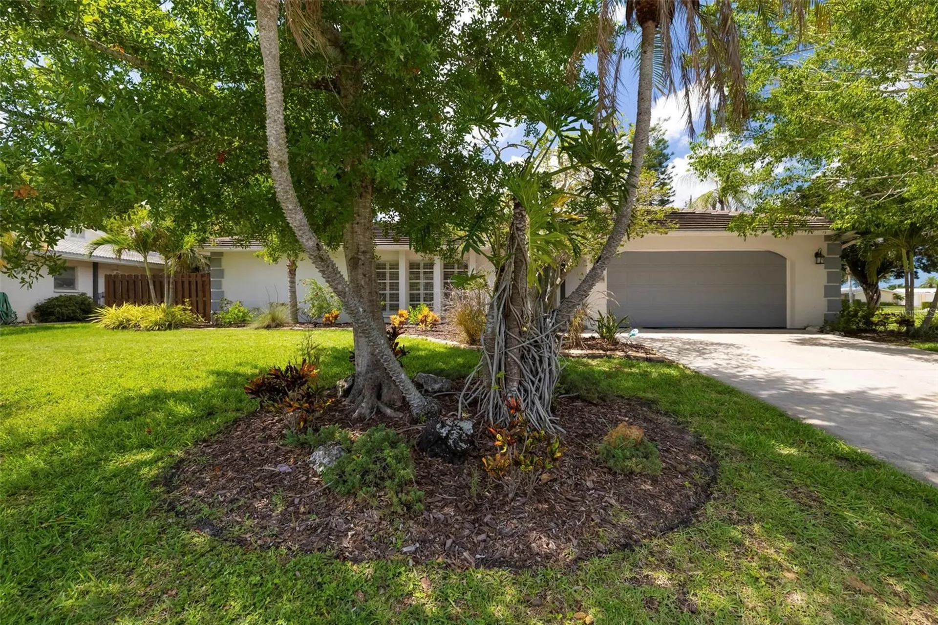 3304 Spring Mill Circle Sarasota FL 34239