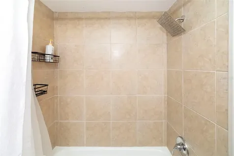3304 Spring Mill Circle Sarasota FL 34239