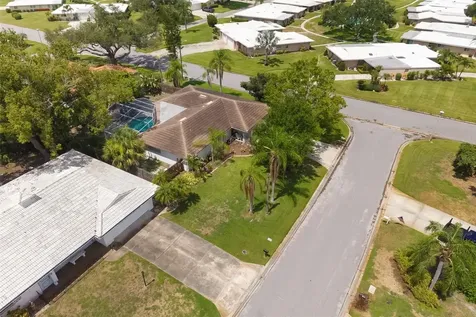 3304 Spring Mill Circle Sarasota FL 34239