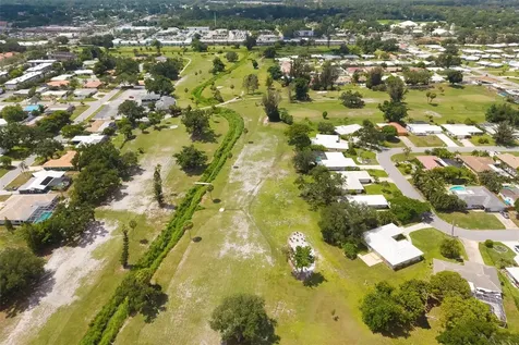 3304 Spring Mill Circle Sarasota FL 34239