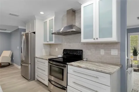 3304 Spring Mill Circle Sarasota FL 34239