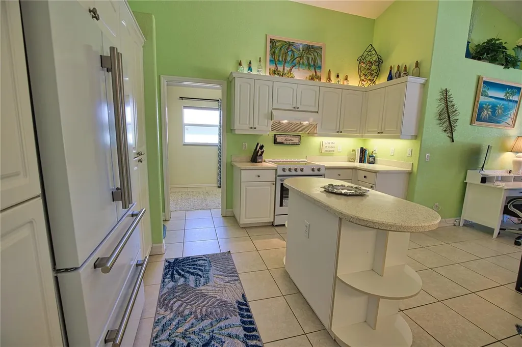 525 Rotonda Circle Rotonda West FL 33947