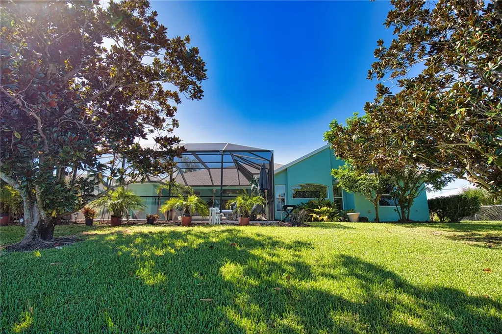 525 Rotonda Circle Rotonda West FL 33947