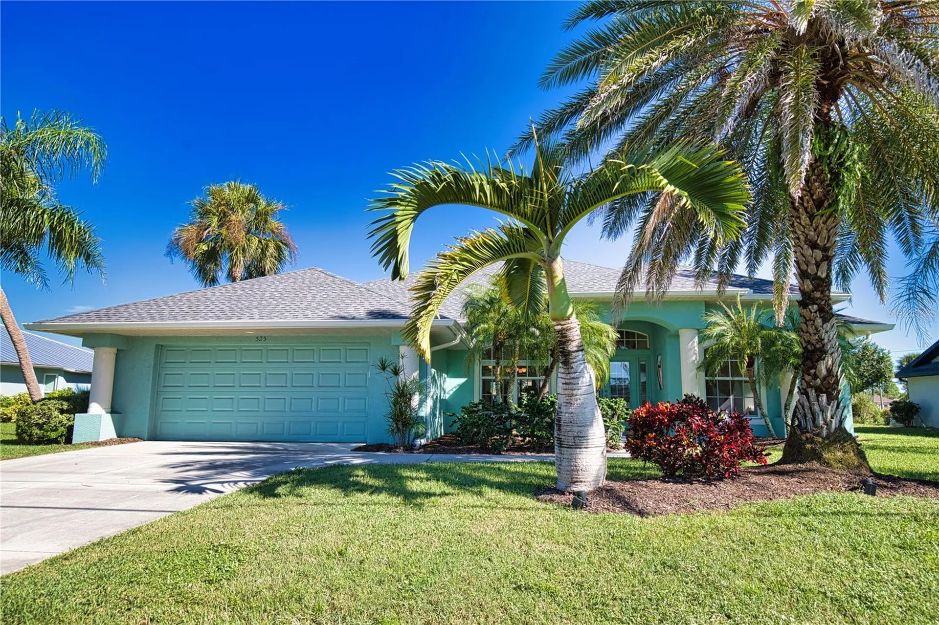 525 Rotonda Circle Rotonda West FL 33947