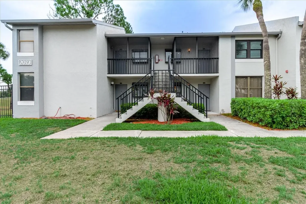 2073 Skimmer Court W Clearwater FL 33762
