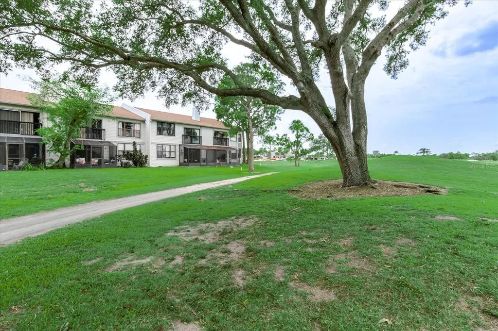 2073 Skimmer Court W Clearwater FL 33762
