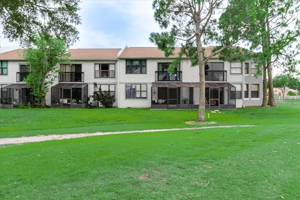 2073 Skimmer Court W Clearwater FL 33762