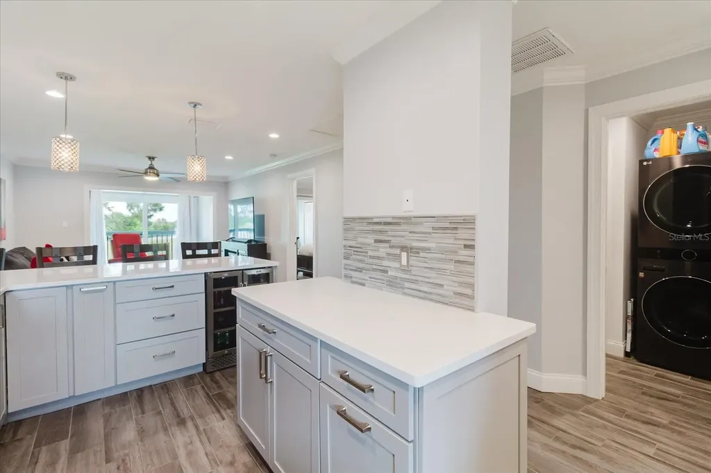2073 Skimmer Court W Clearwater FL 33762