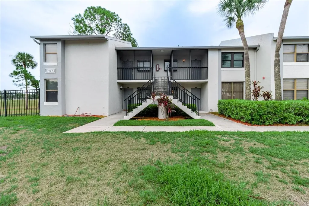 2073 Skimmer Court W Clearwater FL 33762