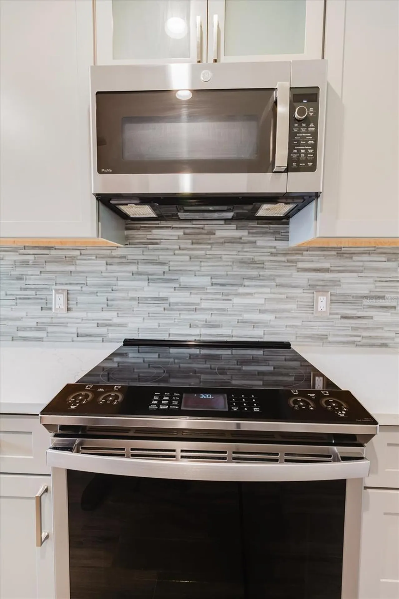 2073 Skimmer Court W Clearwater FL 33762