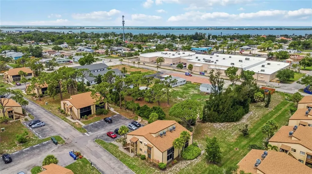 18 Quails Run Boulevard Englewood FL 34223
