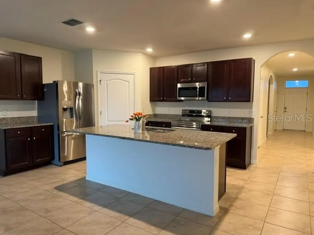 1689 Bay Breeze Drive St Cloud FL 34771