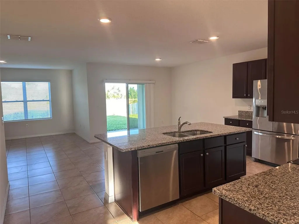1689 Bay Breeze Drive St Cloud FL 34771