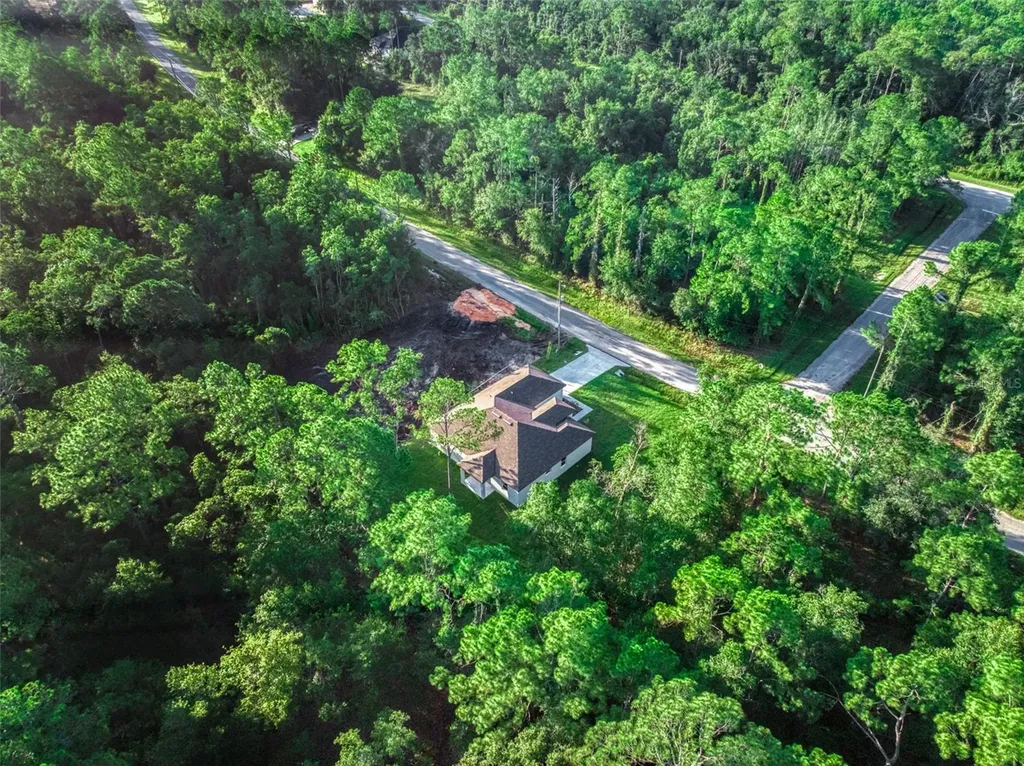 8381 Mantua Avenue Sebring FL 33872