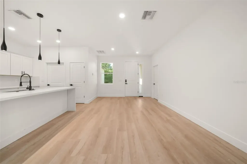 8381 Mantua Avenue Sebring FL 33872