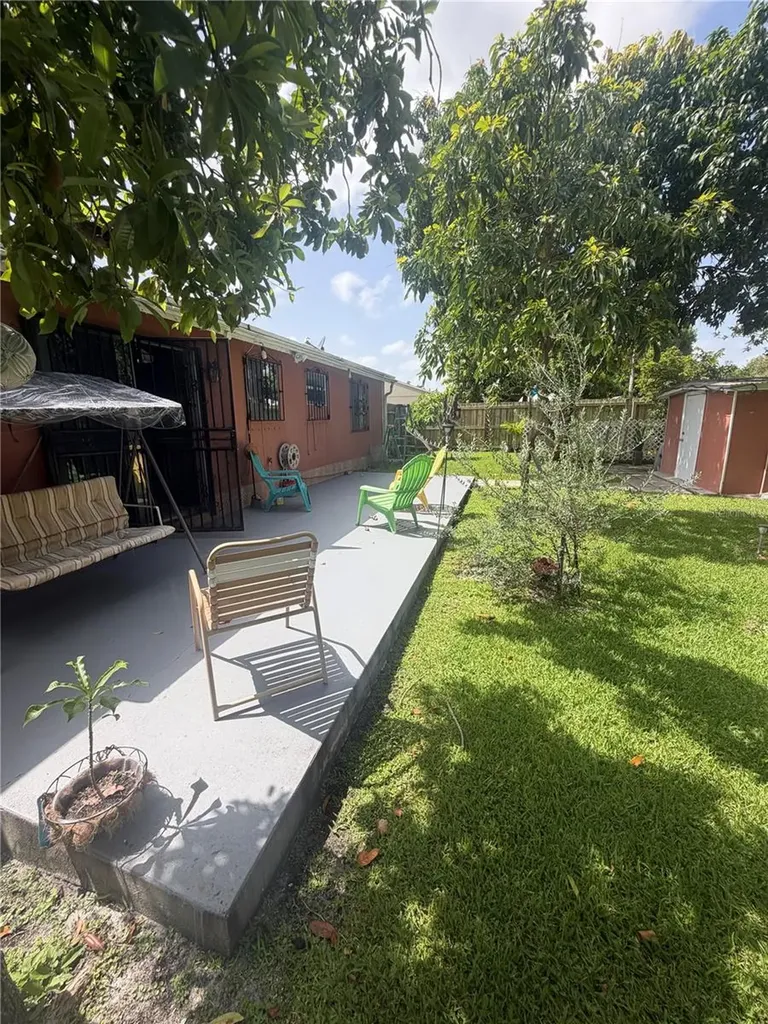 1304 Donwoods Lane Royal Palm Beach FL 33411