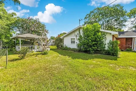 132 Anarece Avenue Auburndale FL 33823