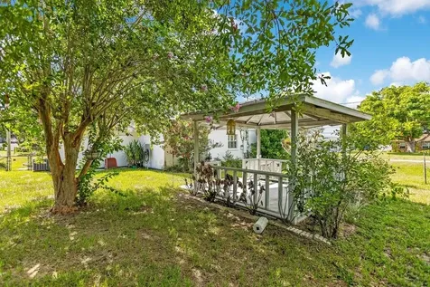 132 Anarece Avenue Auburndale FL 33823