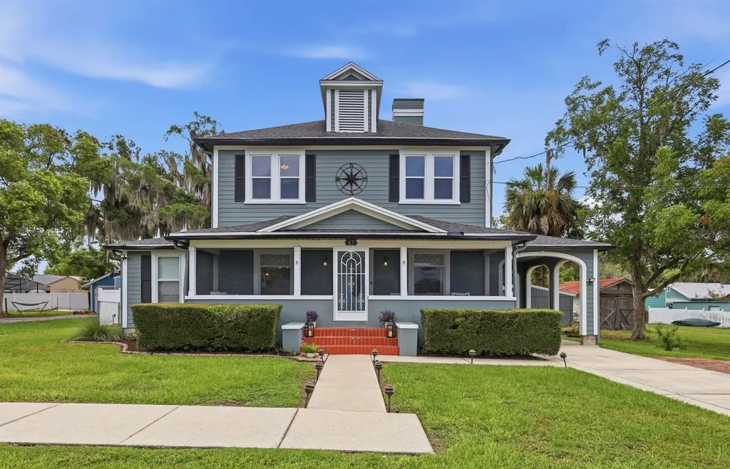 47 Davis Avenue Umatilla FL 32784