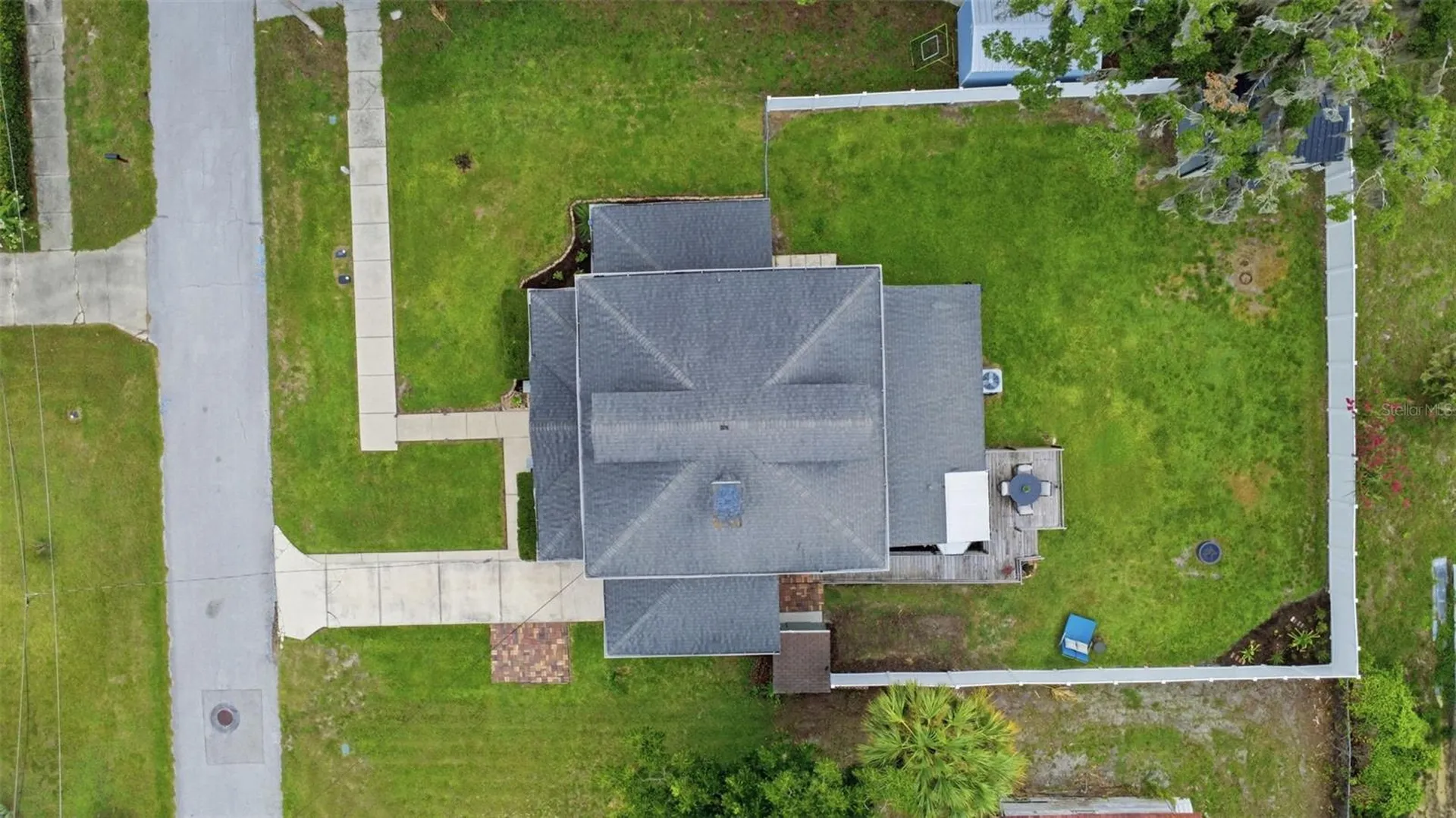 47 Davis Avenue Umatilla FL 32784
