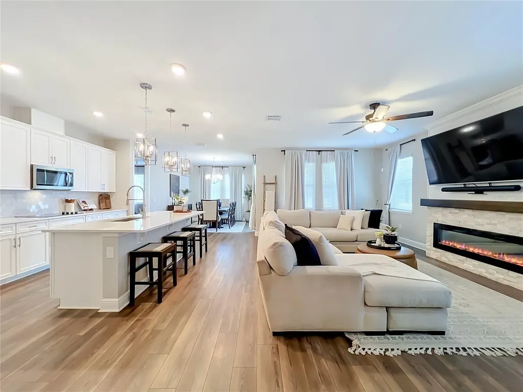 2327 Bear Peak Road Minneola FL 34715