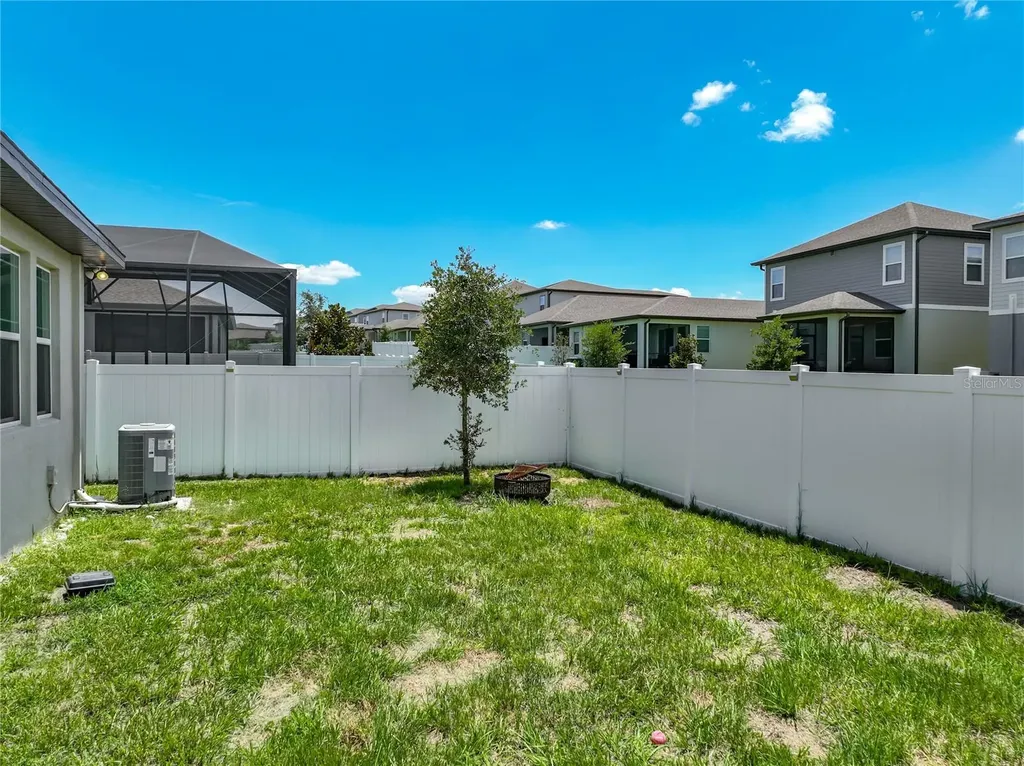2327 Bear Peak Road Minneola FL 34715