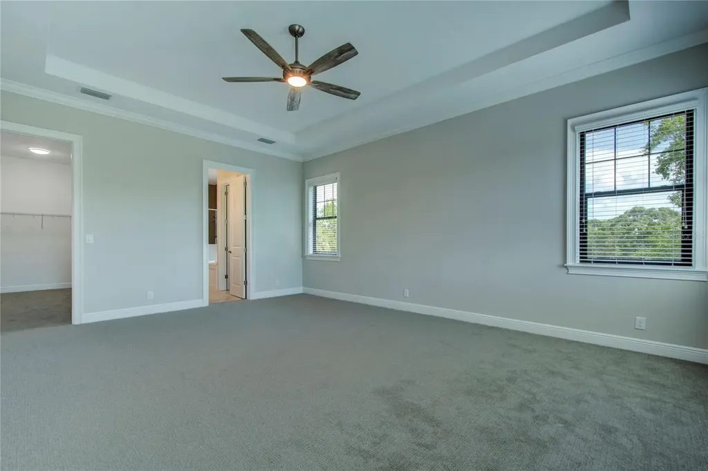 855 39th Avenue N St Petersburg FL 33703