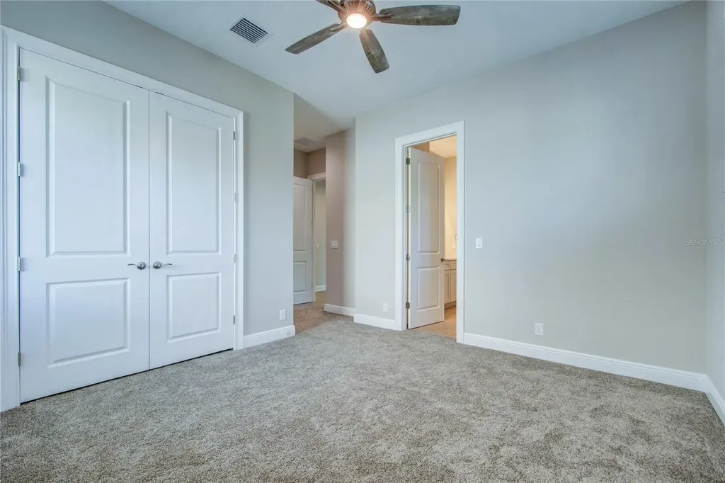 855 39th Avenue N St Petersburg FL 33703