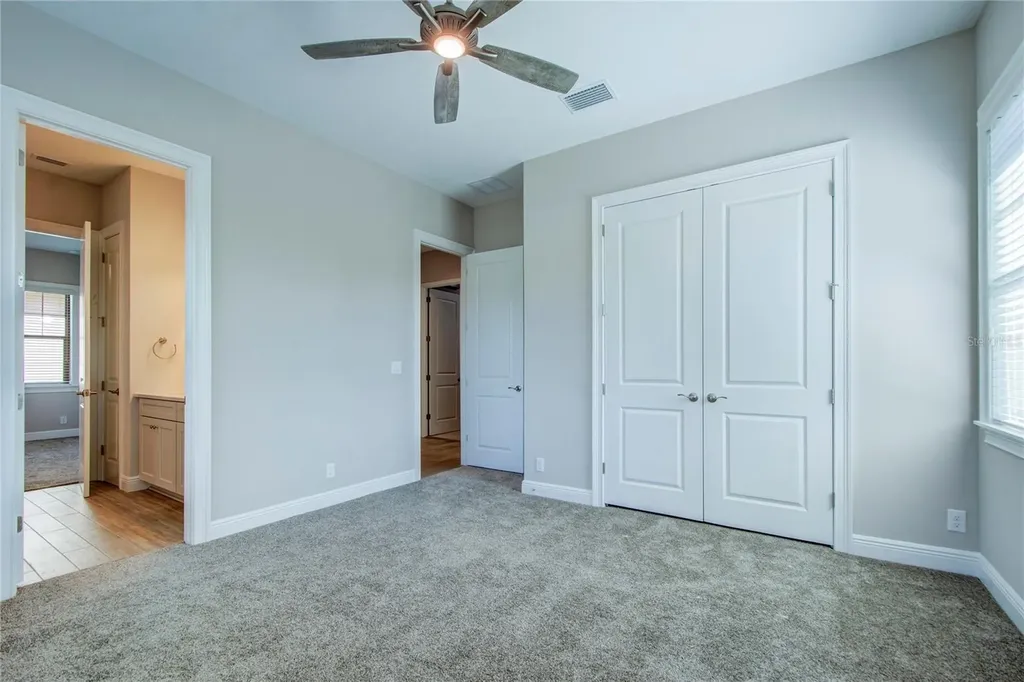 855 39th Avenue N St Petersburg FL 33703