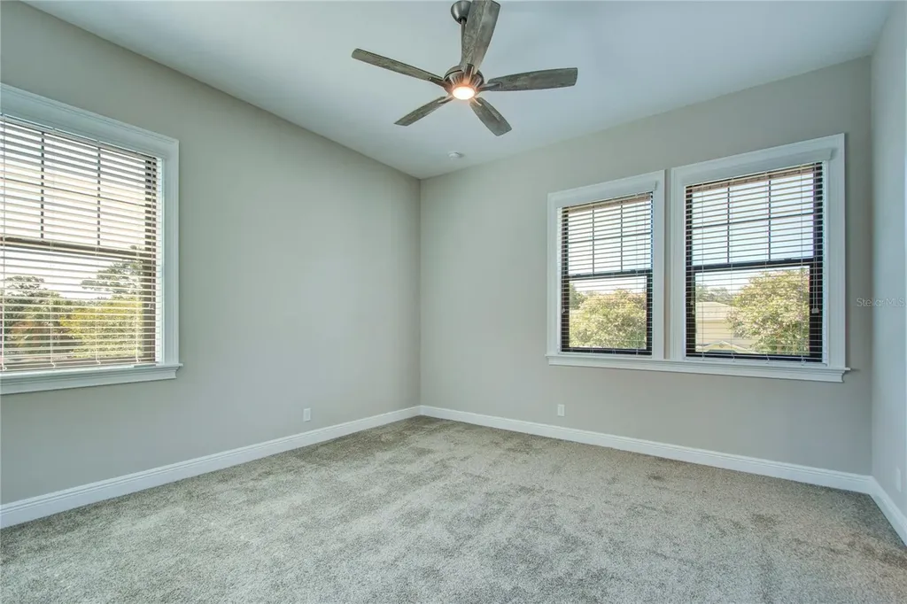 855 39th Avenue N St Petersburg FL 33703