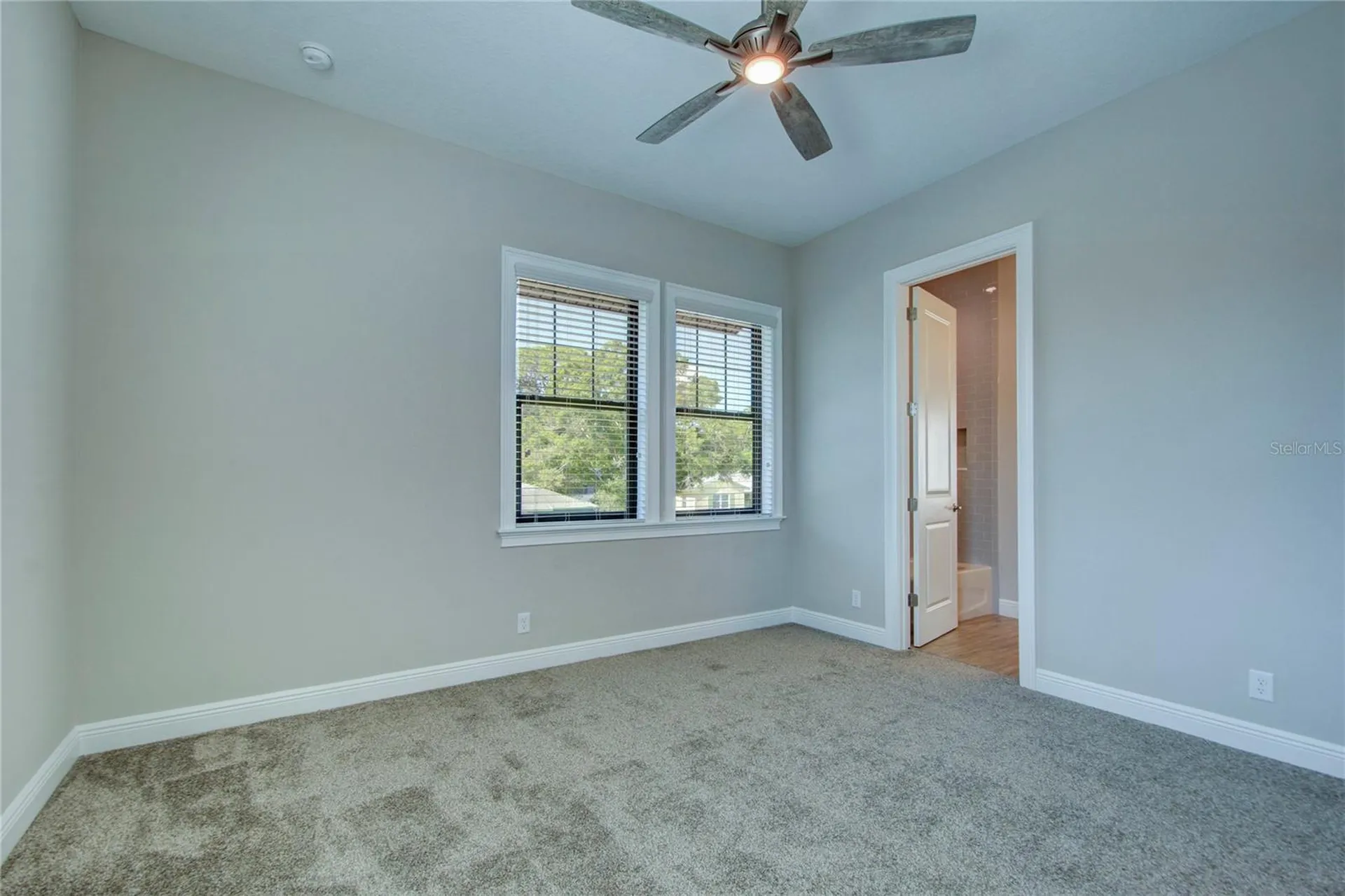 855 39th Avenue N St Petersburg FL 33703