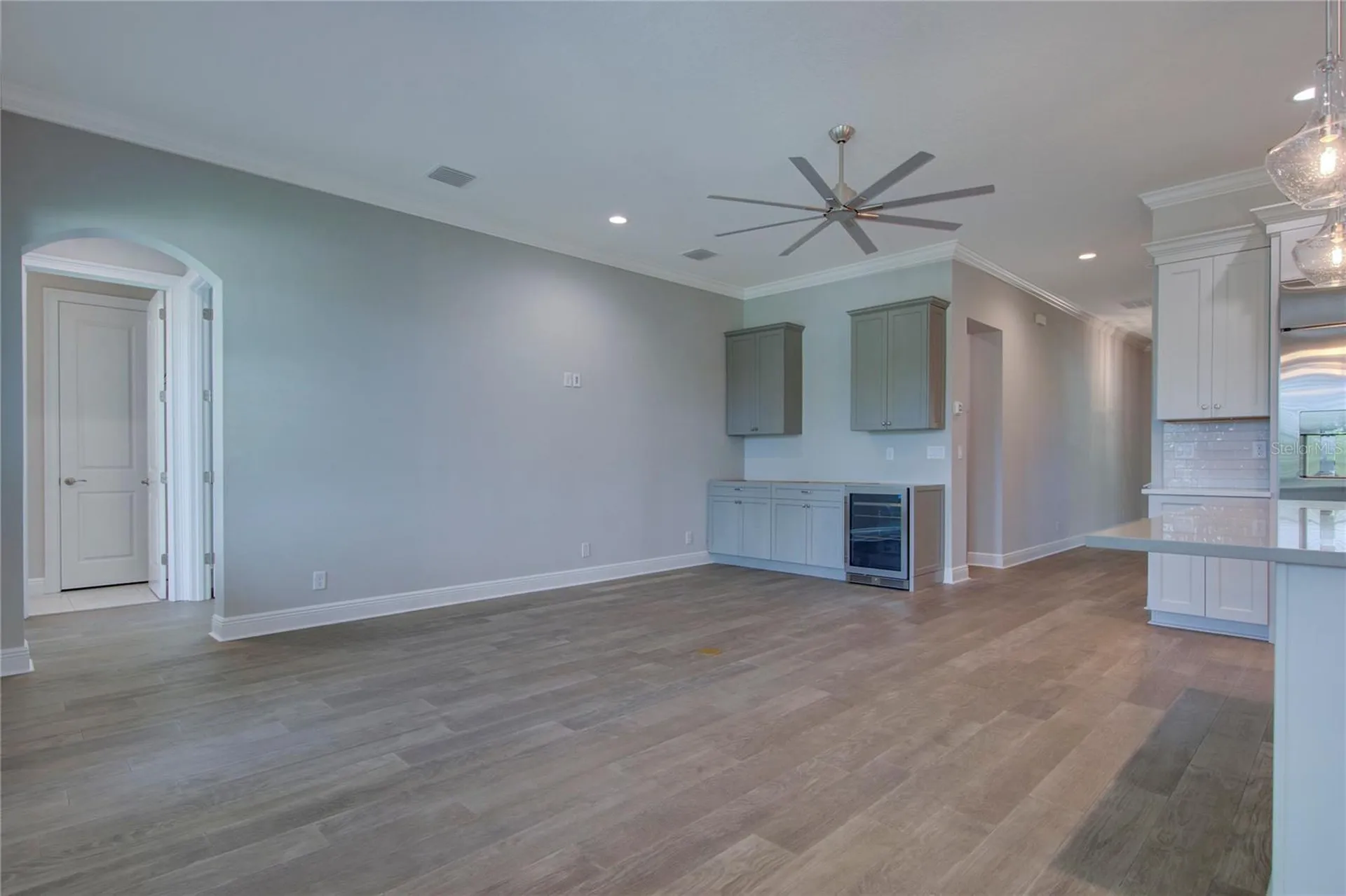 855 39th Avenue N St Petersburg FL 33703