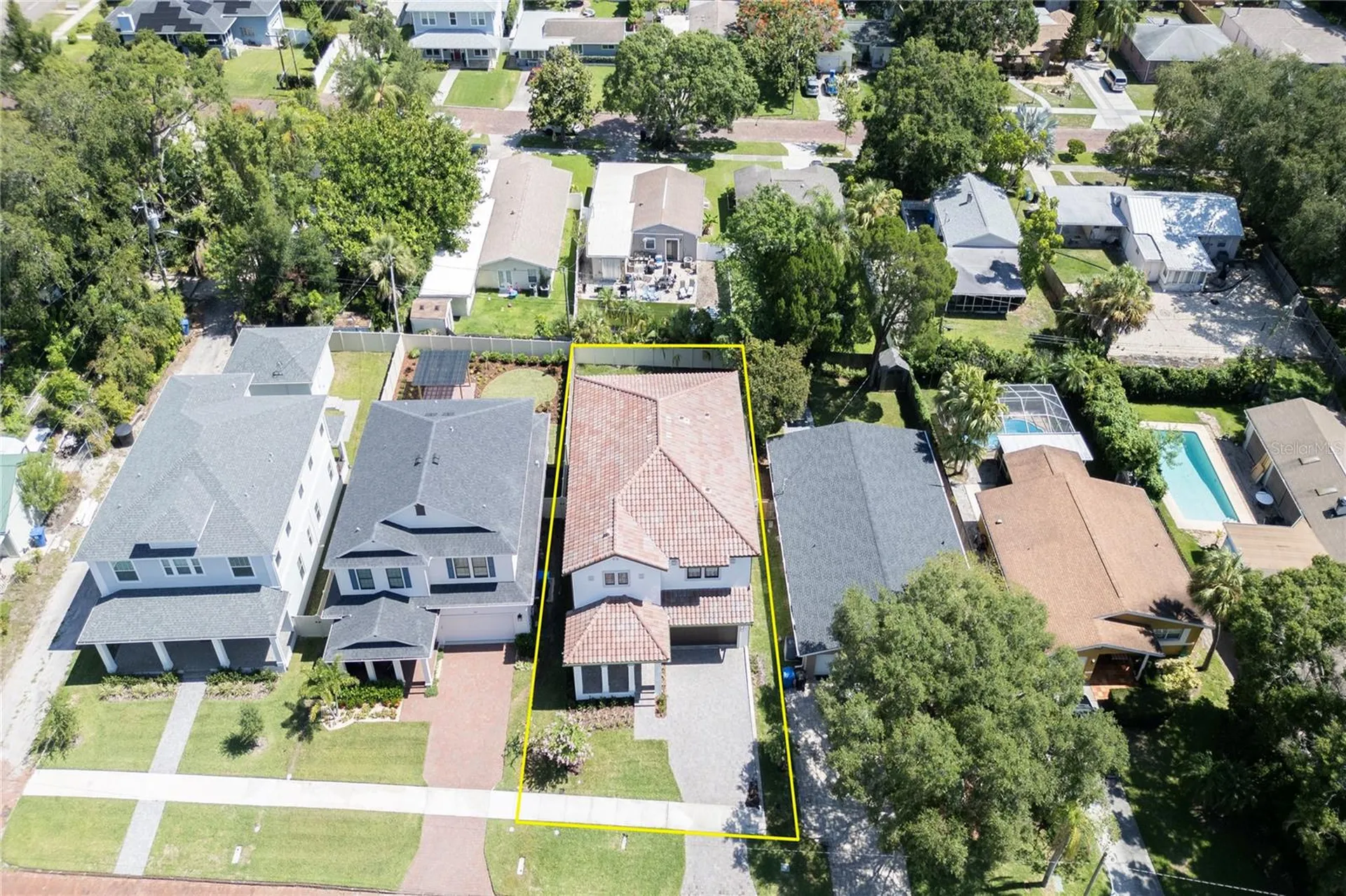855 39th Avenue N St Petersburg FL 33703