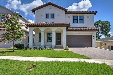 855 39th Avenue N St Petersburg FL 33703
