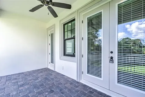 855 39th Avenue N St Petersburg FL 33703