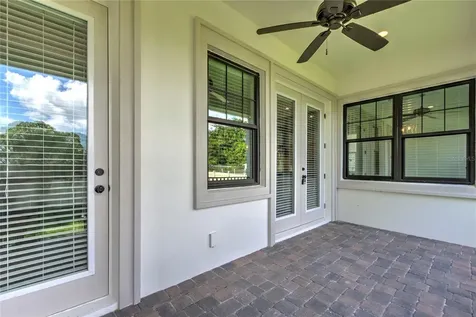 855 39th Avenue N St Petersburg FL 33703