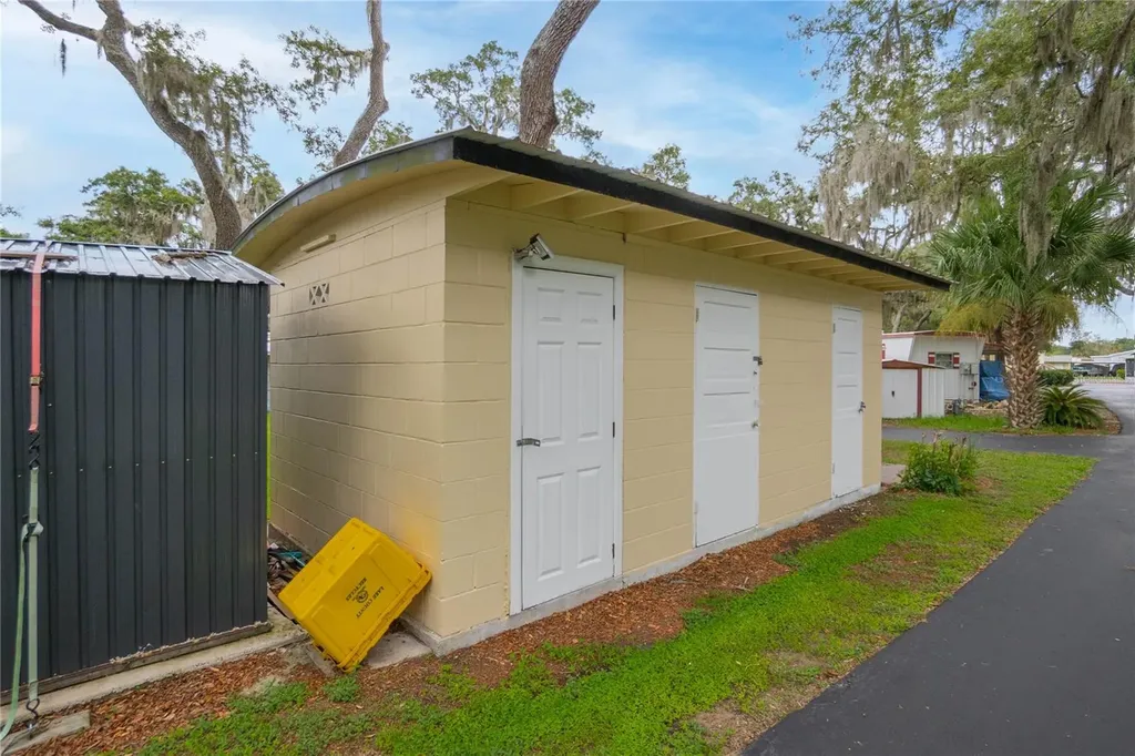 3896 Picciola Road Fruitland Park FL 34731