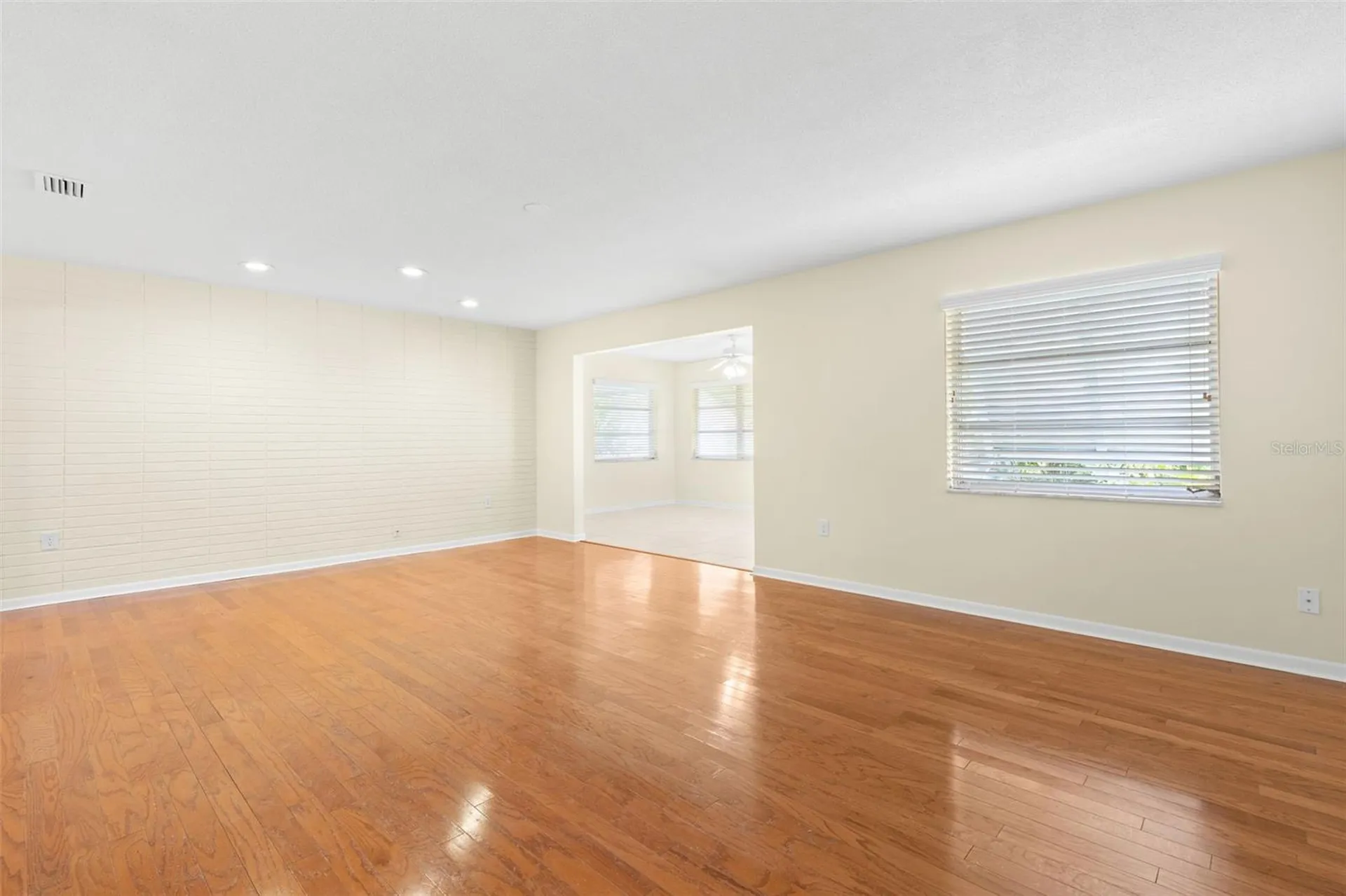 965 Santa Monica Drive Dunedin FL 34698