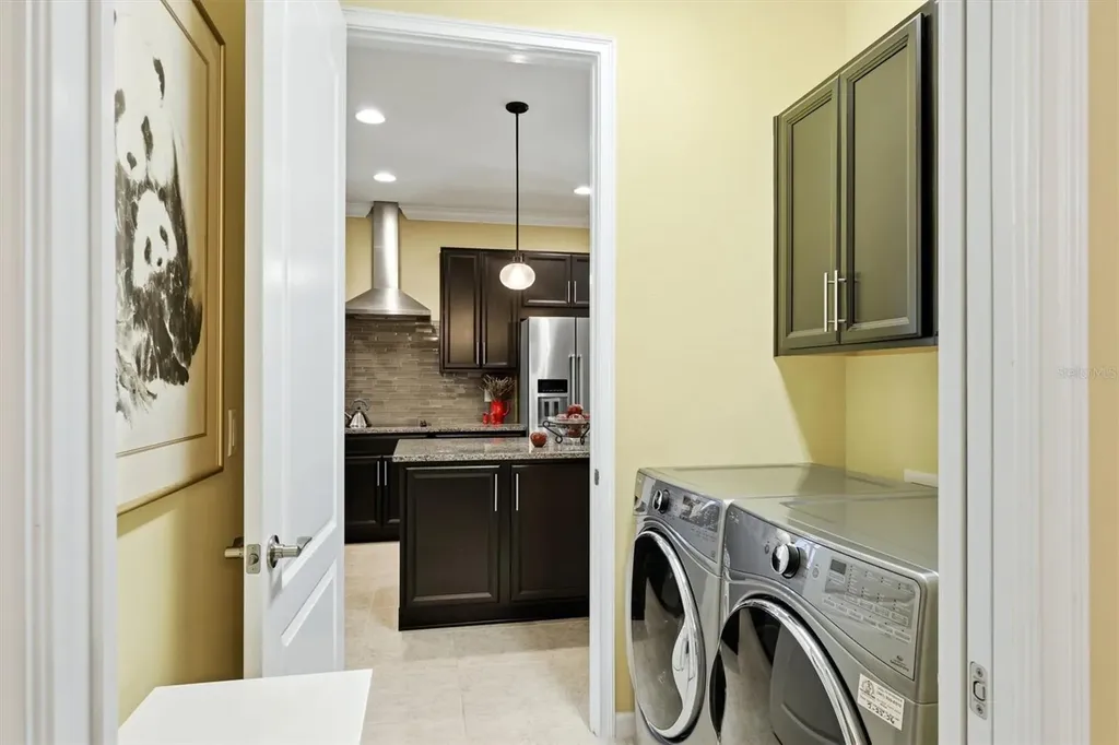 3681 Divot Lane Sarasota FL 34232