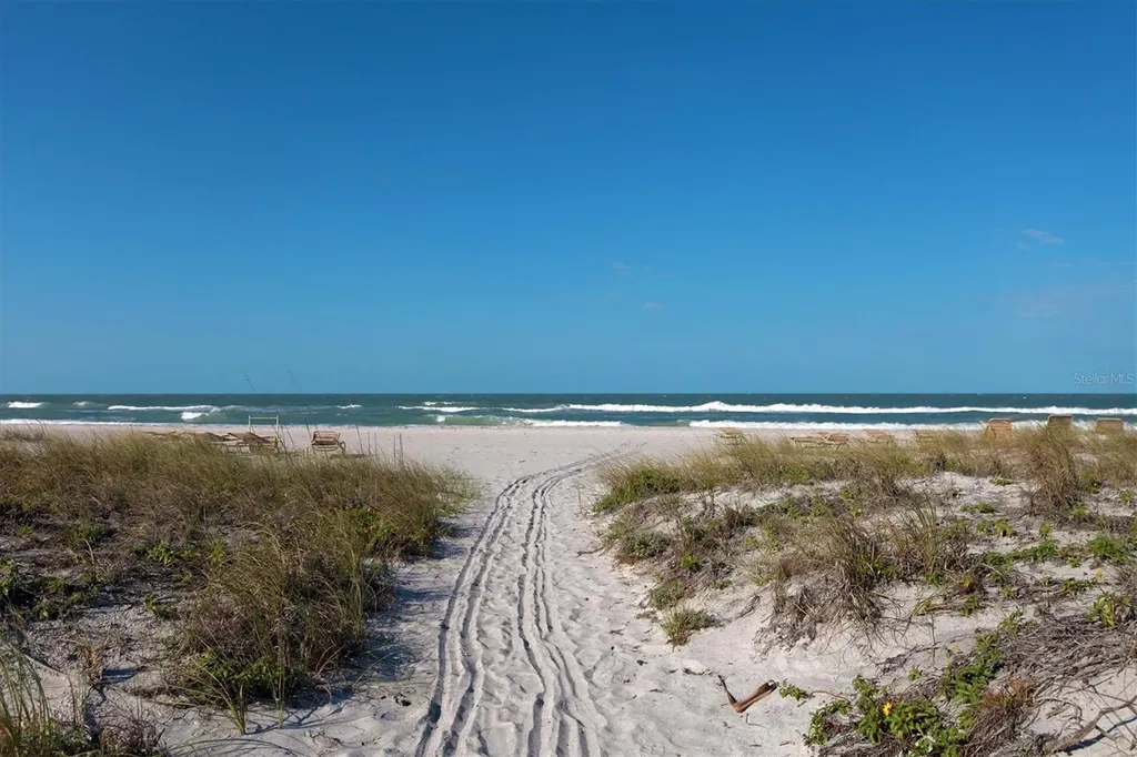 3681 Divot Lane Sarasota FL 34232