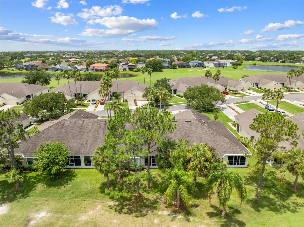153 Club Villas Lane Kissimmee FL 34744