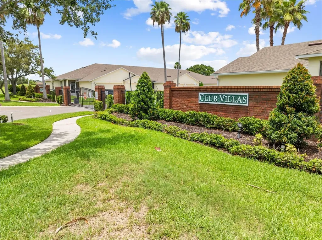 153 Club Villas Lane Kissimmee FL 34744
