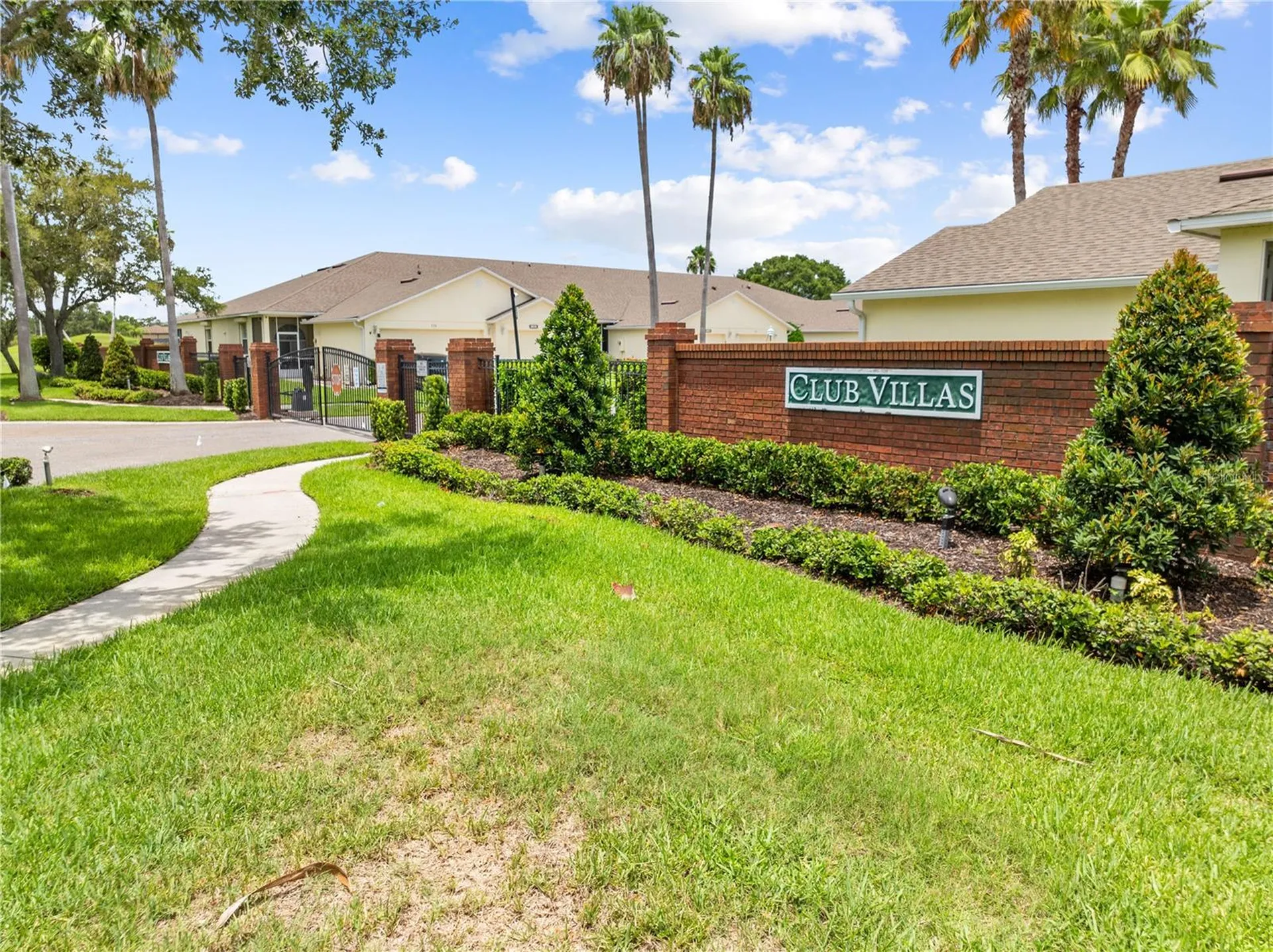 153 Club Villas Lane Kissimmee FL 34744
