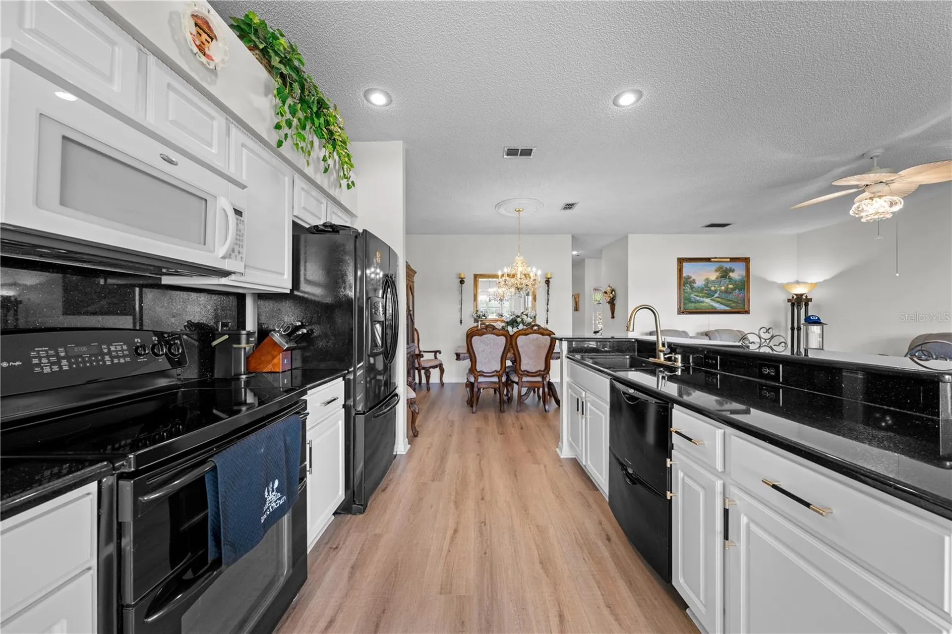 153 Club Villas Lane Kissimmee FL 34744