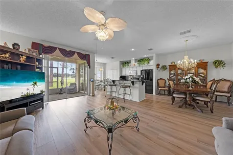 153 Club Villas Lane Kissimmee FL 34744