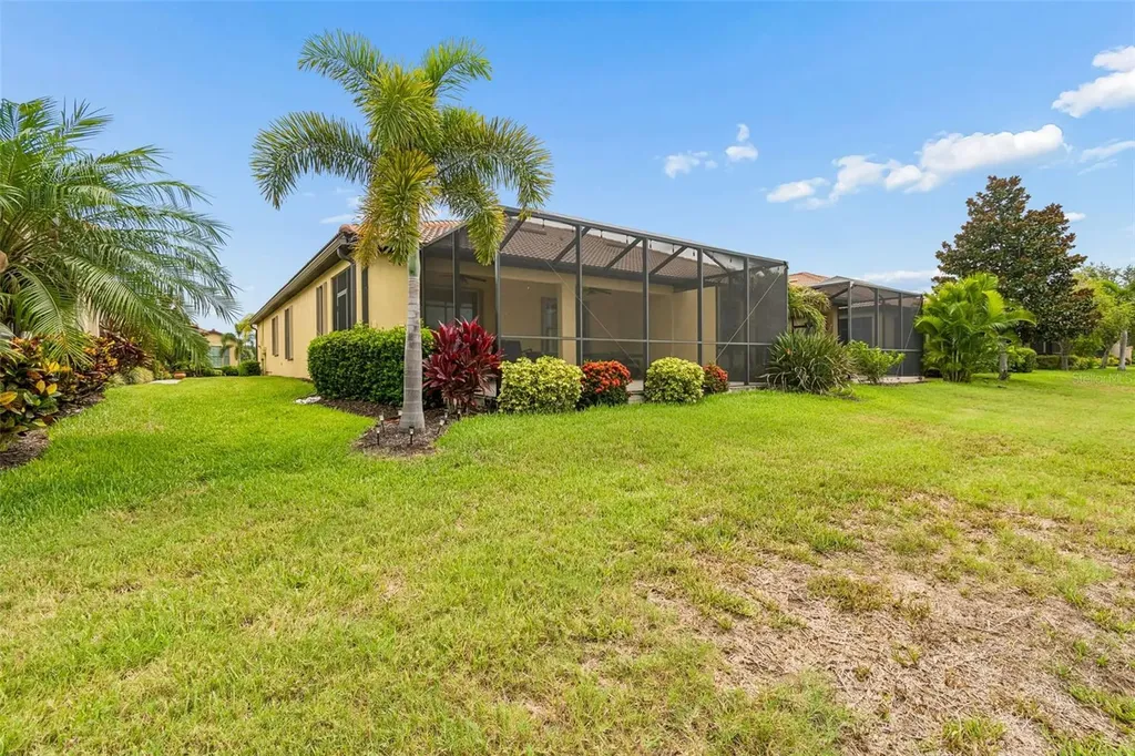 322 Mystic Falls Drive Apollo Beach FL 33572