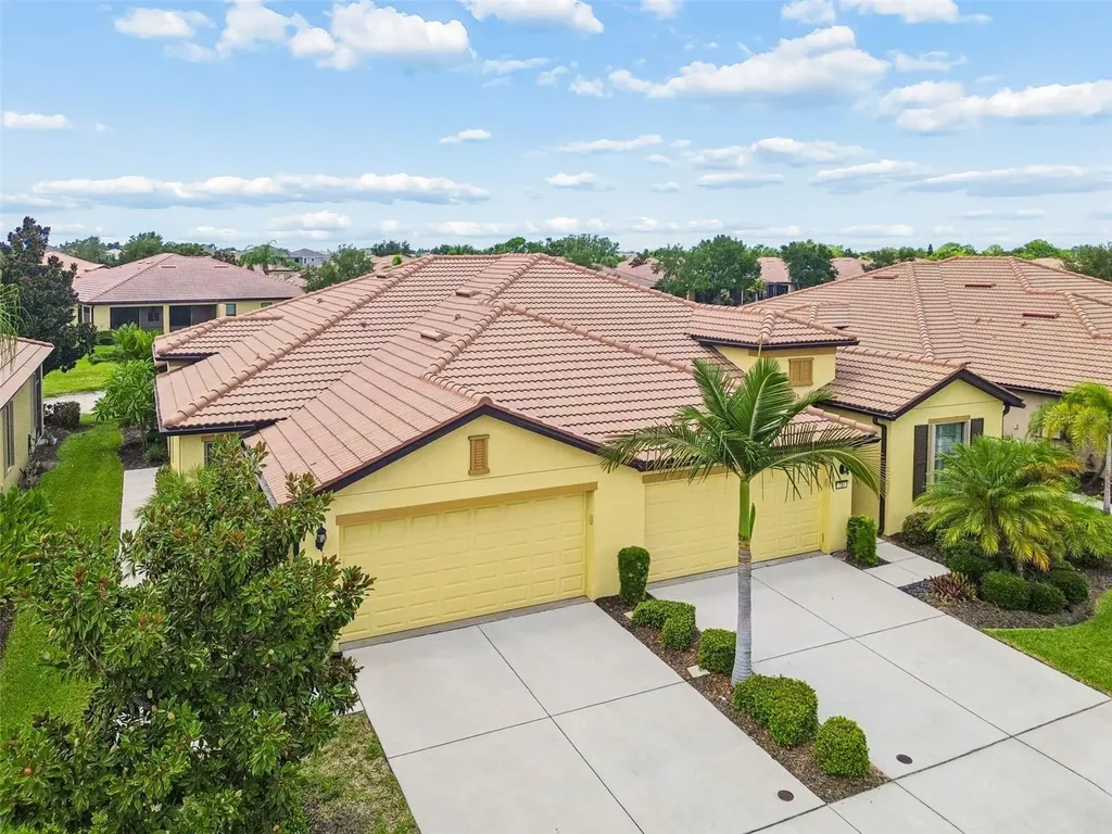 322 Mystic Falls Drive Apollo Beach FL 33572