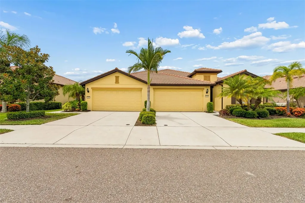 322 Mystic Falls Drive Apollo Beach FL 33572